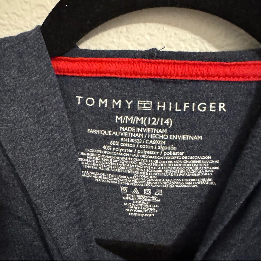4 pcs Boys Bundle, Sweatshirt and 3 Long Sleeve Shirts. Gap / Adidas / C… - Picture 7 of 16
